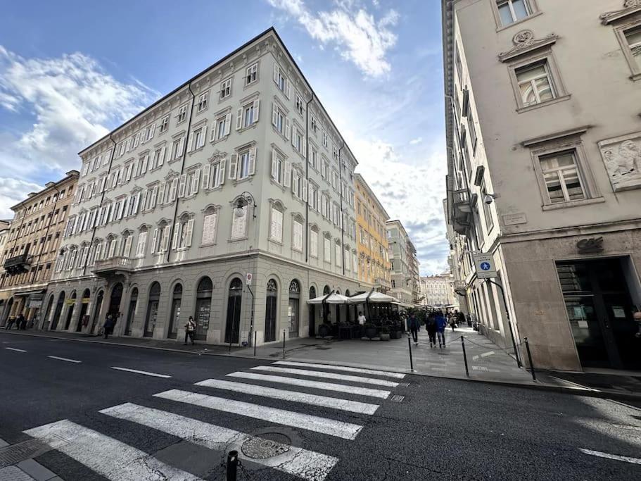 Central Mazzini Suits Трієст Екстер'єр фото